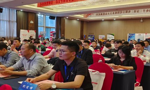 四月過(guò)半，帶您走進(jìn)2024宇航工業(yè)交換機(jī)千城行產(chǎn)品技術(shù)交流大會(huì)分別在福建、云南、江蘇、湖南、河南的會(huì)議現(xiàn)場(chǎng)